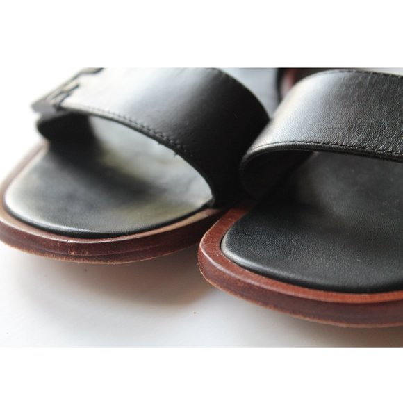 Tory Burch Gabrielle Sandal with Ankle Strap / Size 7.5 / Black Logo Leather - Picture 4 of 12